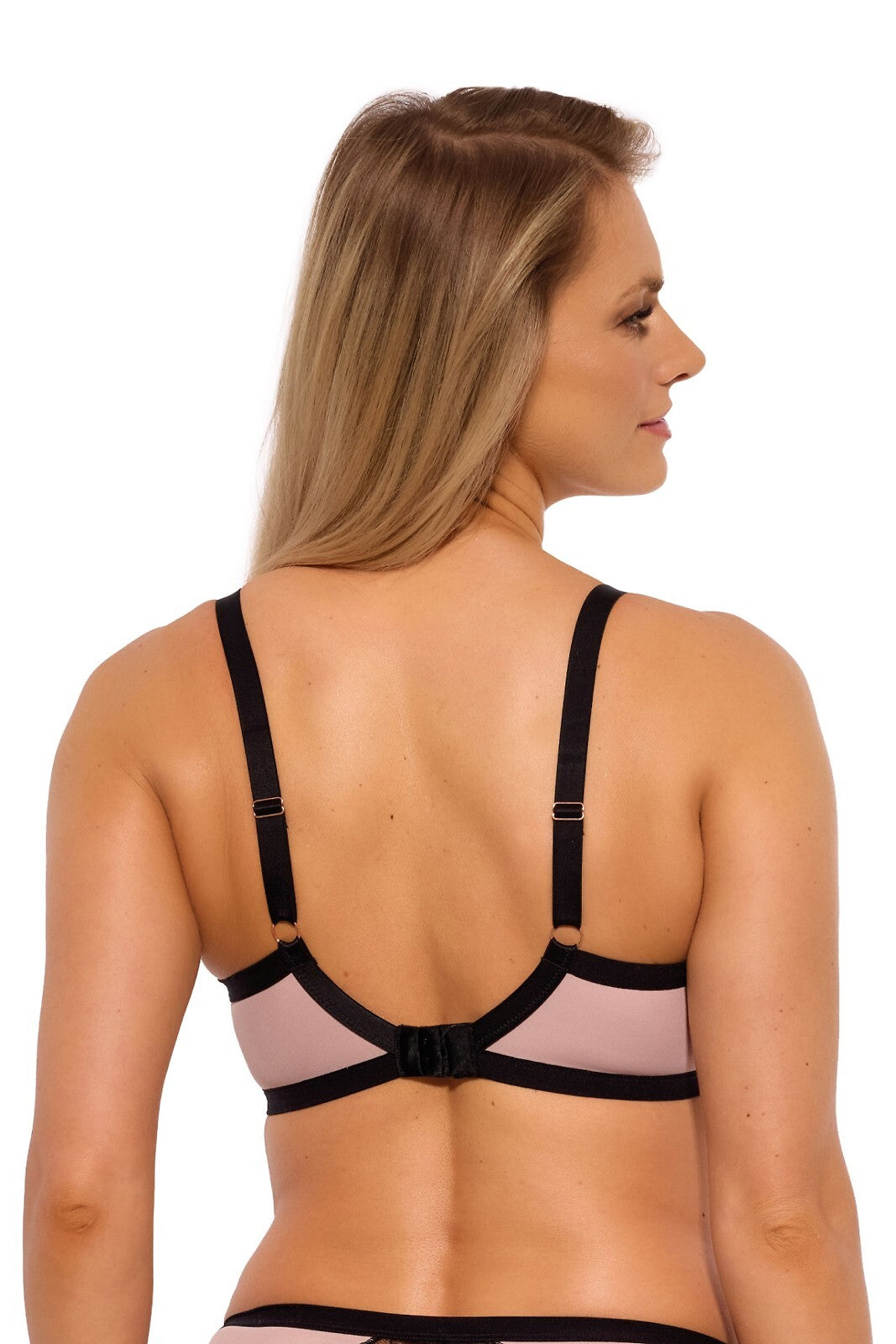 Reggiseno semi soft con ferretto in pizzo nero, imbottitura rosa cipria e dettagli raffinati.